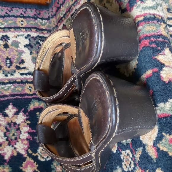 Born Toe Post Brown Leather Wedge Sandals Size 7/38 - Picture 3 of 12